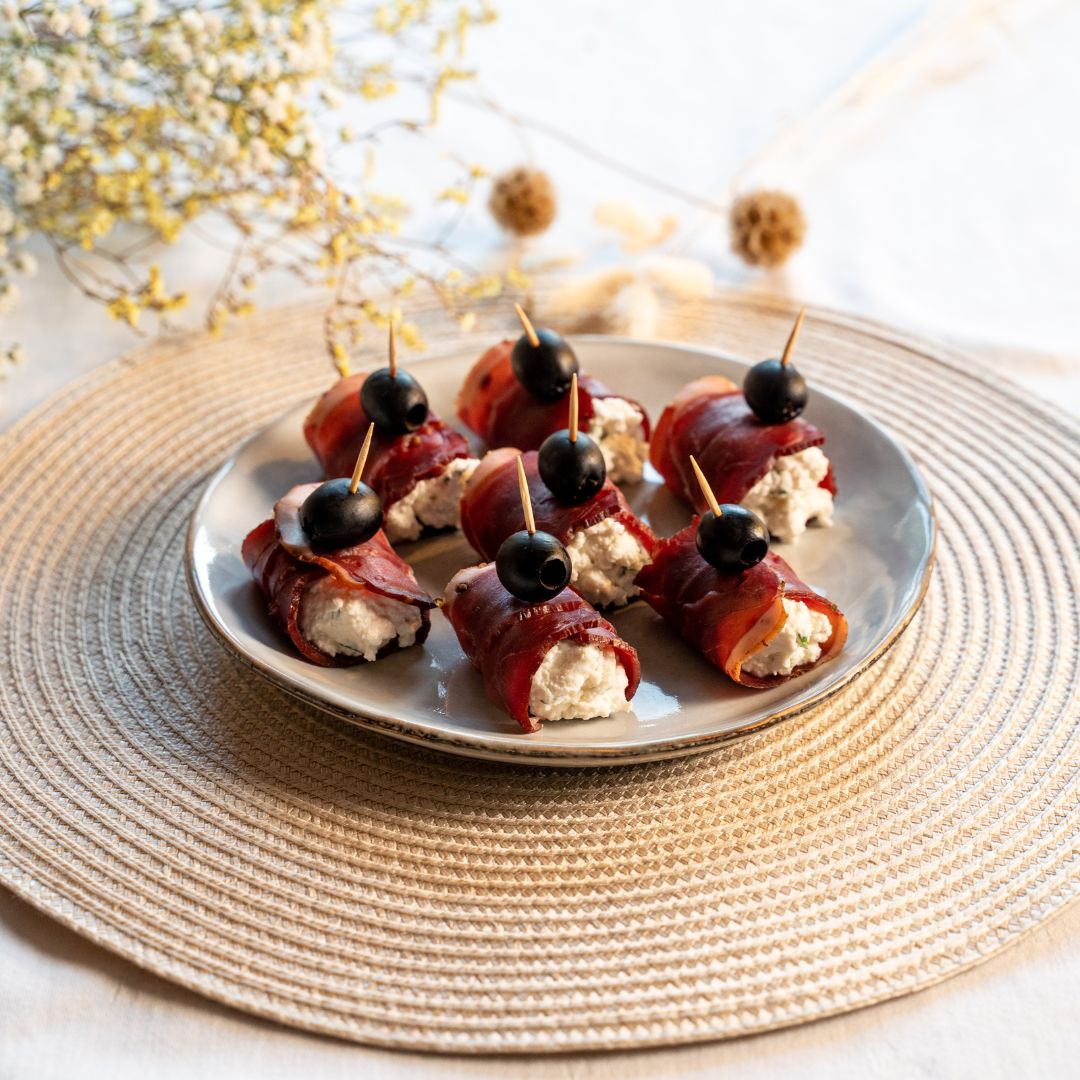 Roulés de jambon fumé de sanglier sauvage au fromage