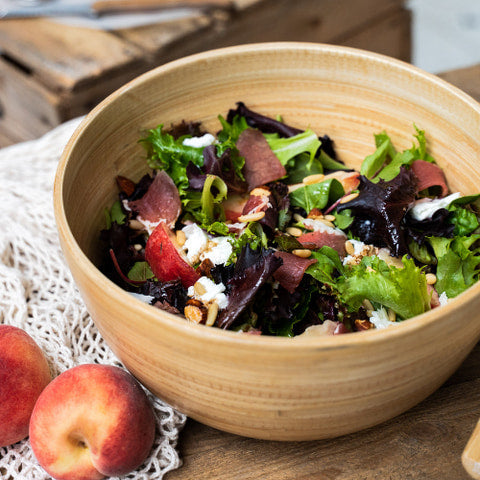 Recette : Salade de pêches rôties au jambon de Sanglier sauvage