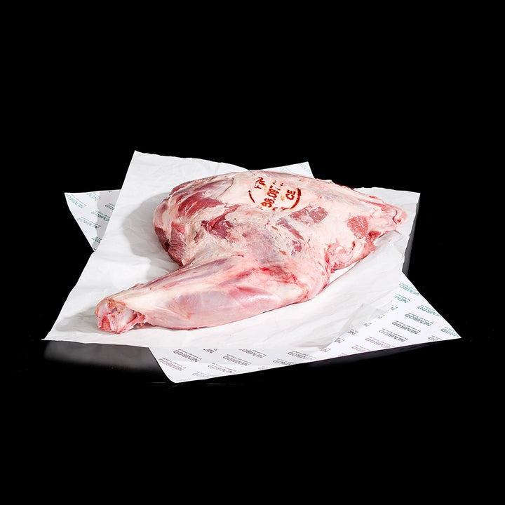 Épaule de sanglier avec os