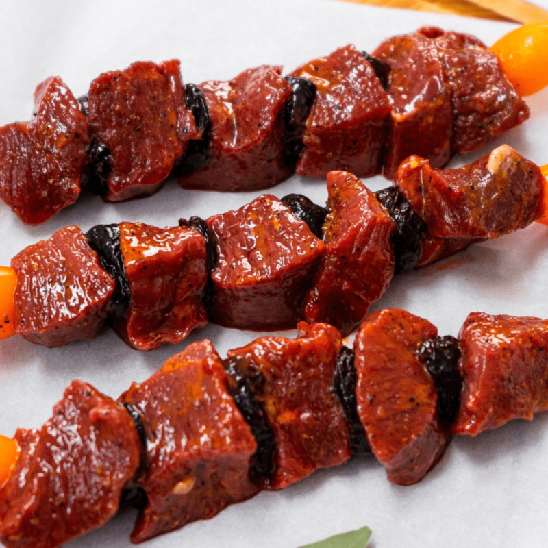 3 brochettes biche truffe
