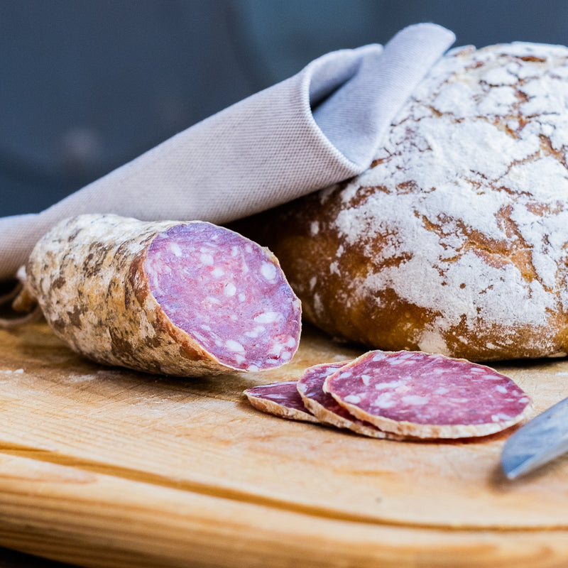 Saucisson nature sur plateau